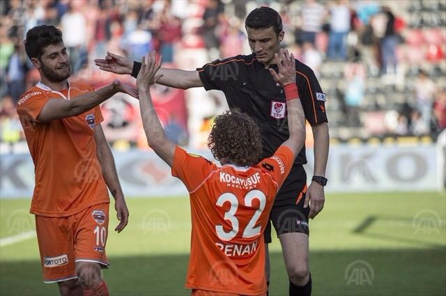 Invicto há cinco jogos, Renan Foguinho mira vaga nos playoffs na Turquia 